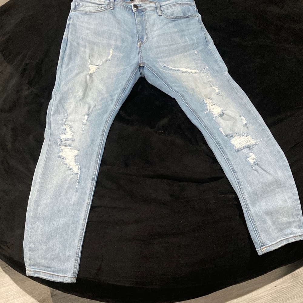 Men's Light Blue Distressed Jeans great condition